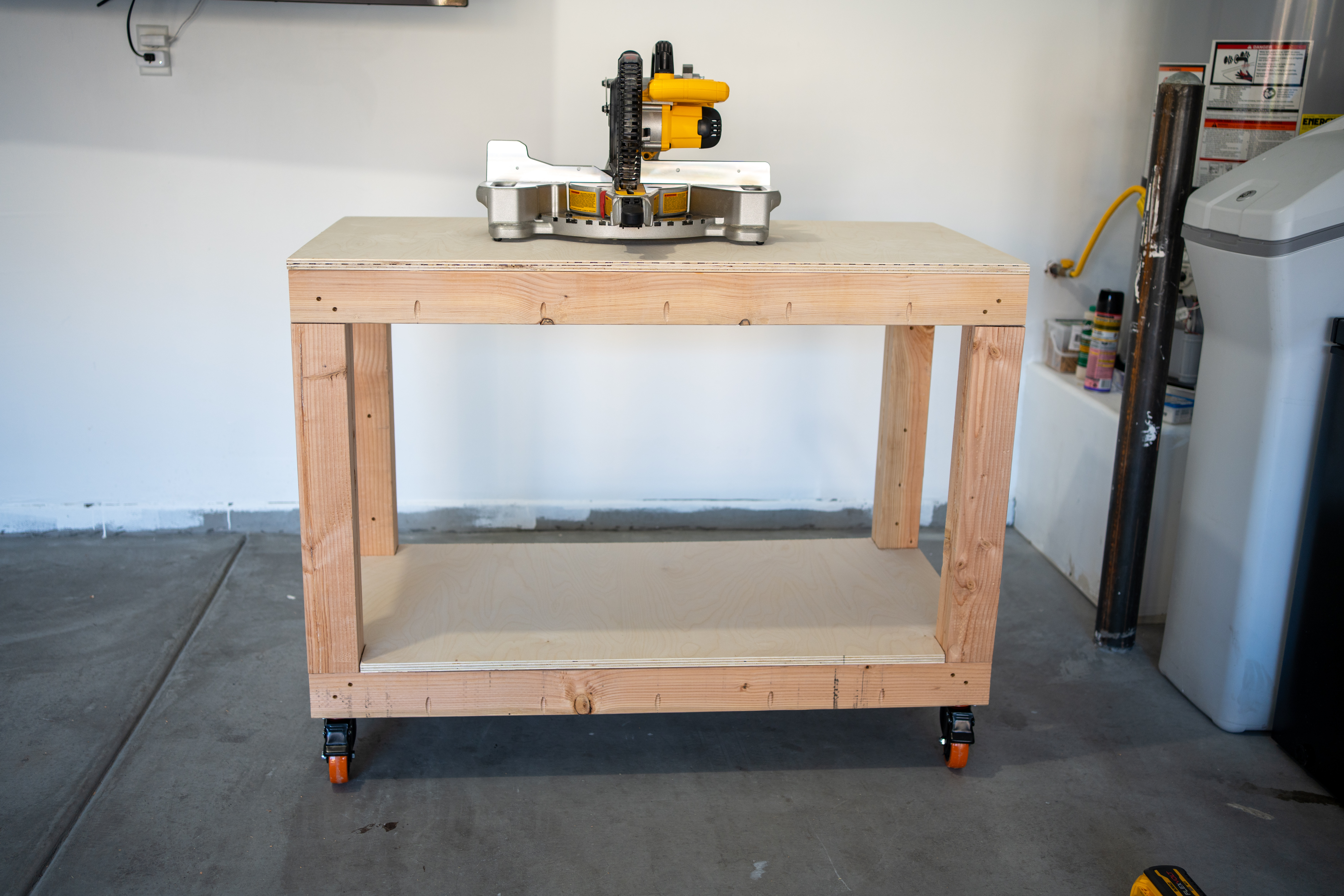 Mobile Workbench - 4ft x 2ft