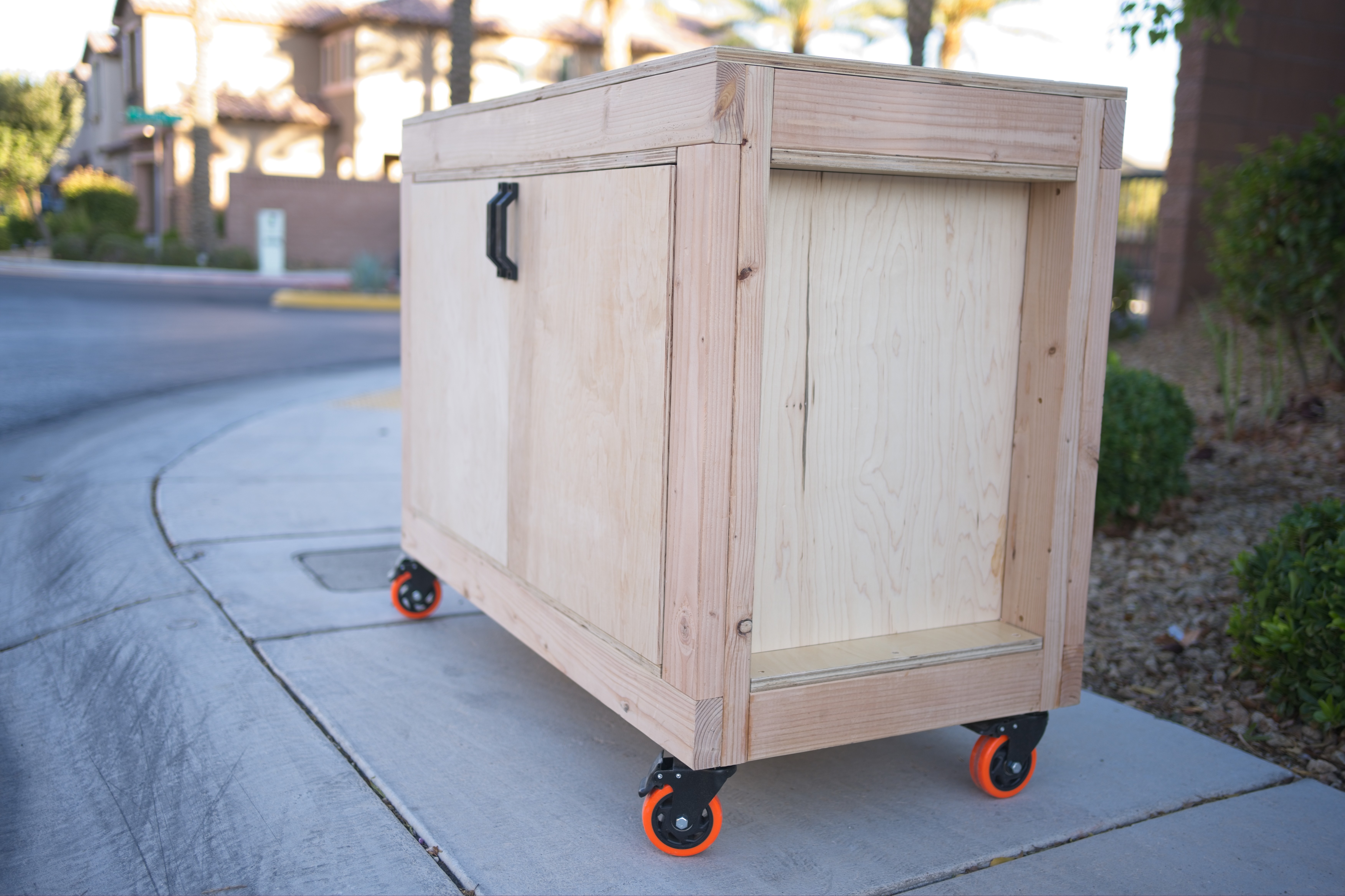 Mobile Workbench with Enclosed Storage - Image 3